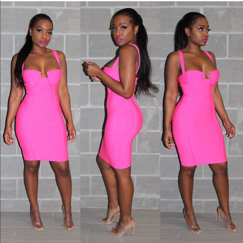 Barbie pink bandage midi dress